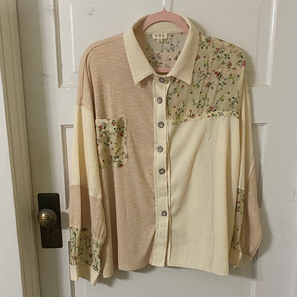POL Beige and Floral Patchwork Blouse